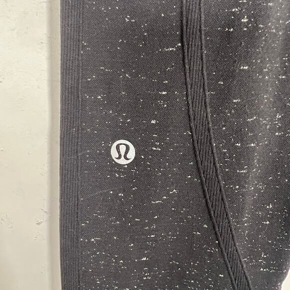 Lululemon Free To Flow 7/8 Legging 4 Black White Dot Elastic Waist Activewear - Picture 6 of 8